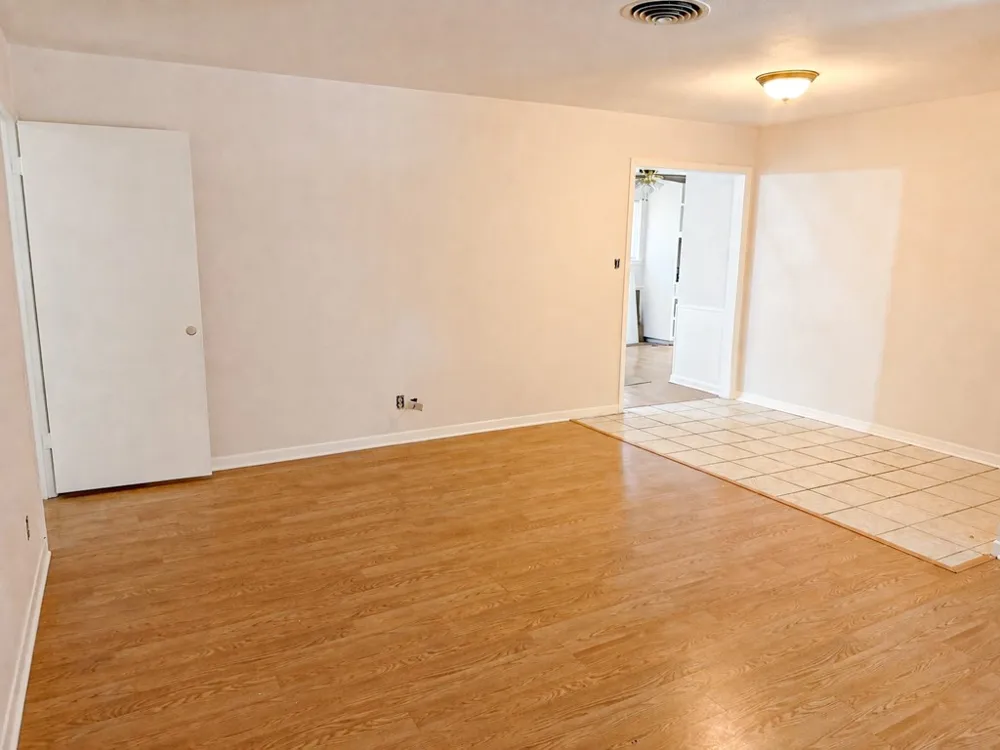 5720 Walla Avenue Fort Worth, TX 76133