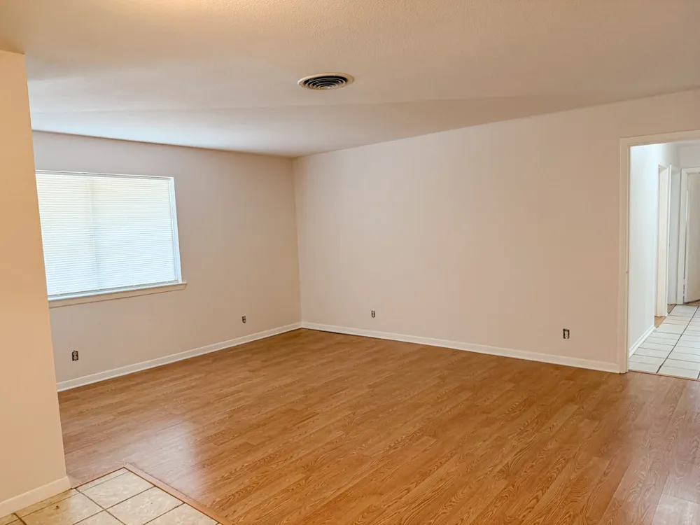 5720 Walla Avenue Fort Worth, TX 76133
