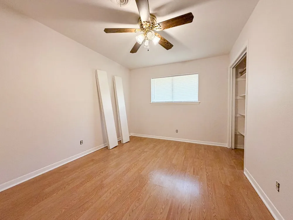 5720 Walla Avenue Fort Worth, TX 76133
