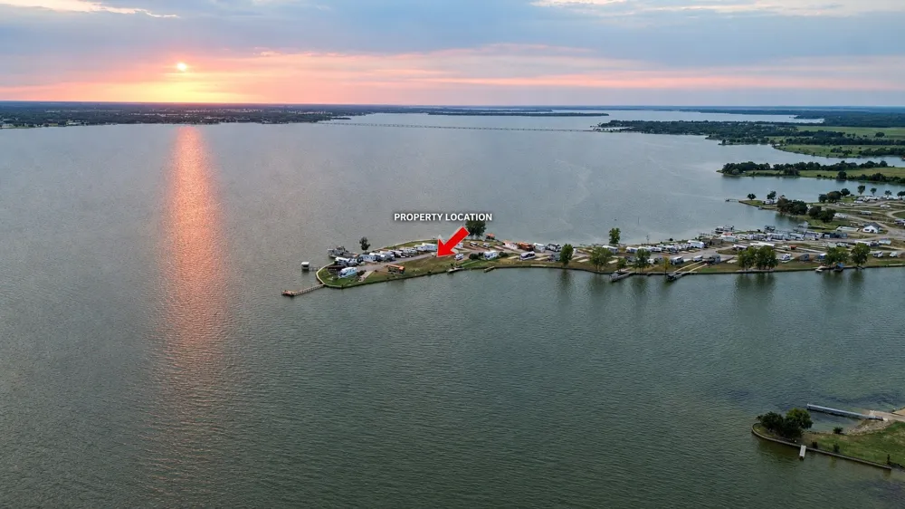 6447 Peninsula Road Kerens, TX 75144