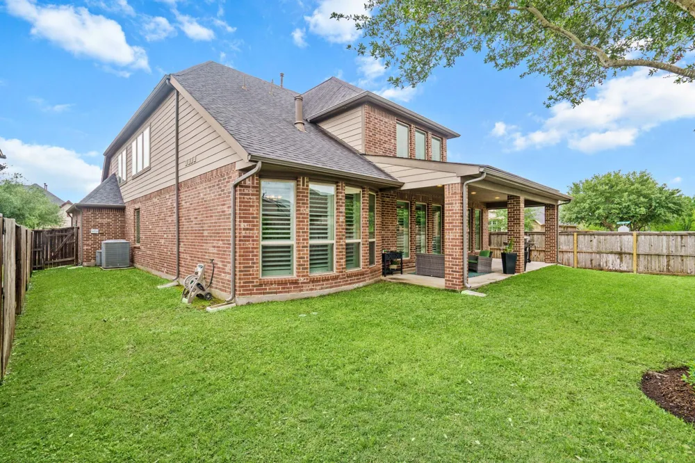 1607 Quail Ridge Drive Katy, TX 77493