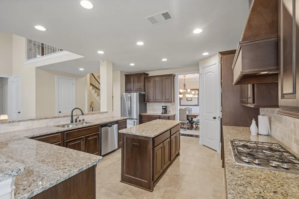 1607 Quail Ridge Drive Katy, TX 77493