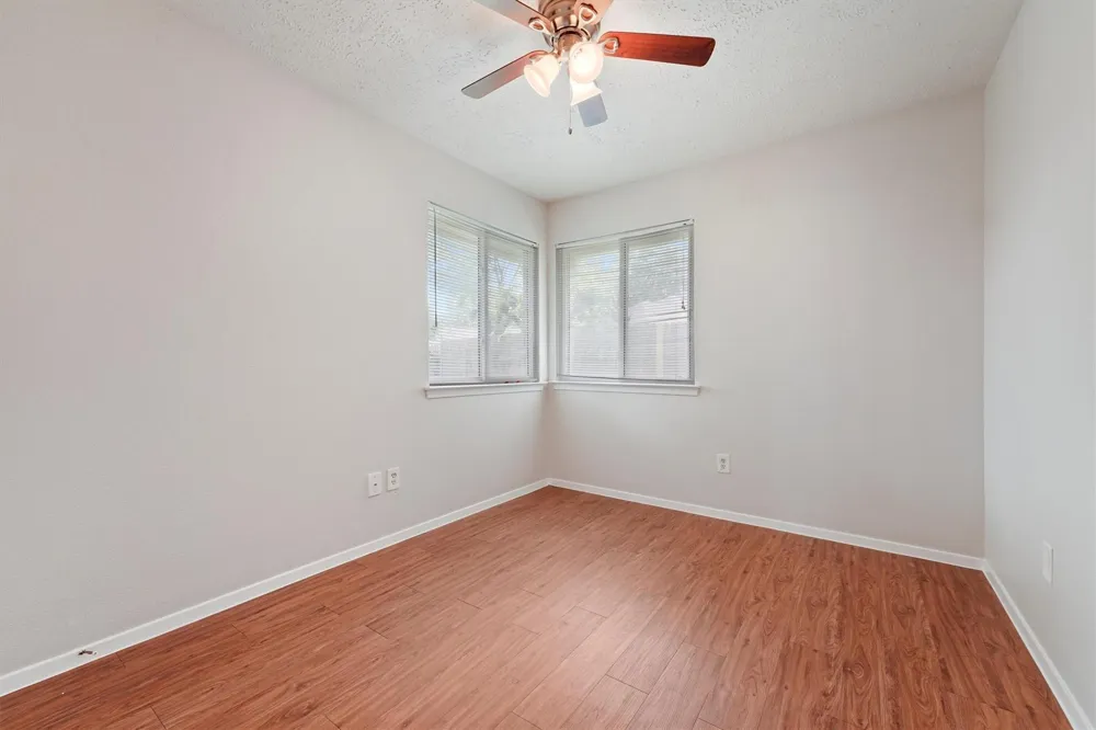 9335 Crescent Moon Drive Houston, TX 77064