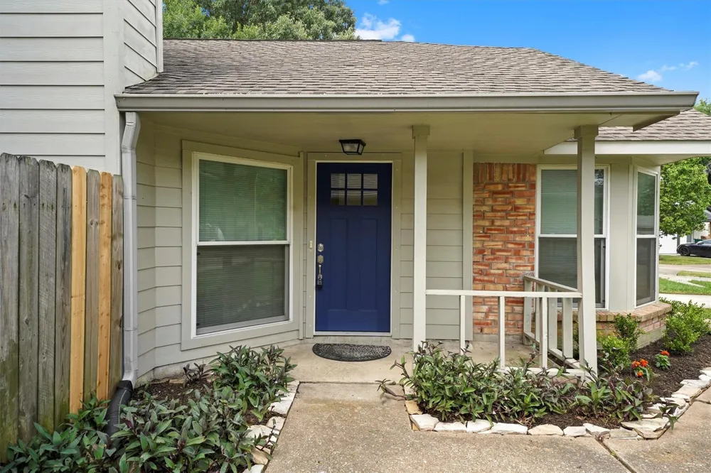 9335 Crescent Moon Drive Houston, TX 77064