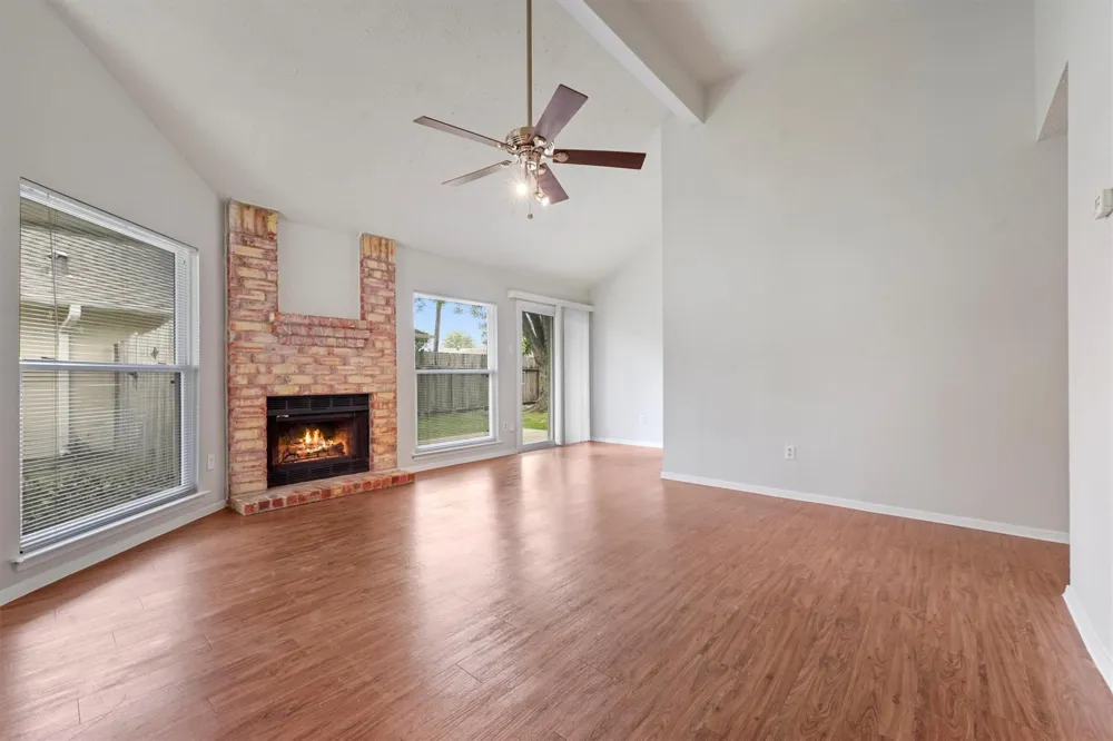 9335 Crescent Moon Drive Houston, TX 77064