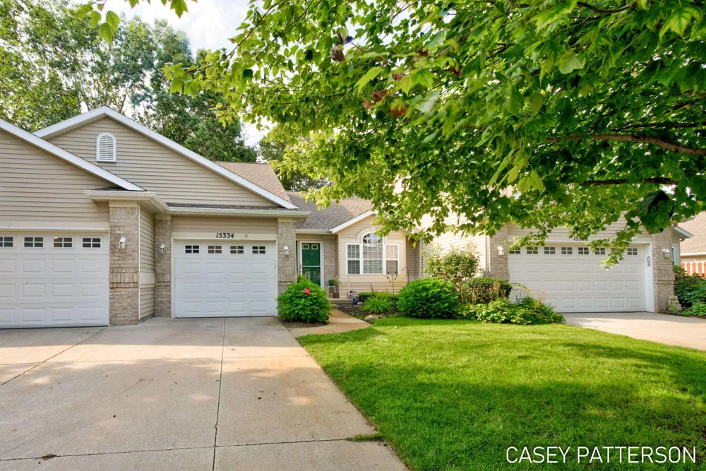 15334 Winchester Circle Grand Haven, MI 49417