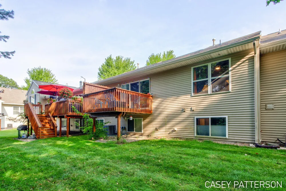 15334 Winchester Circle Grand Haven, MI 49417