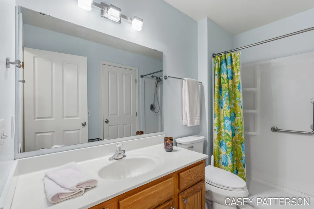 15334 Winchester Circle Grand Haven, MI 49417