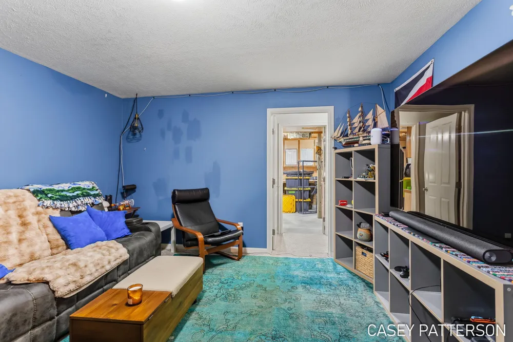 15334 Winchester Circle Grand Haven, MI 49417