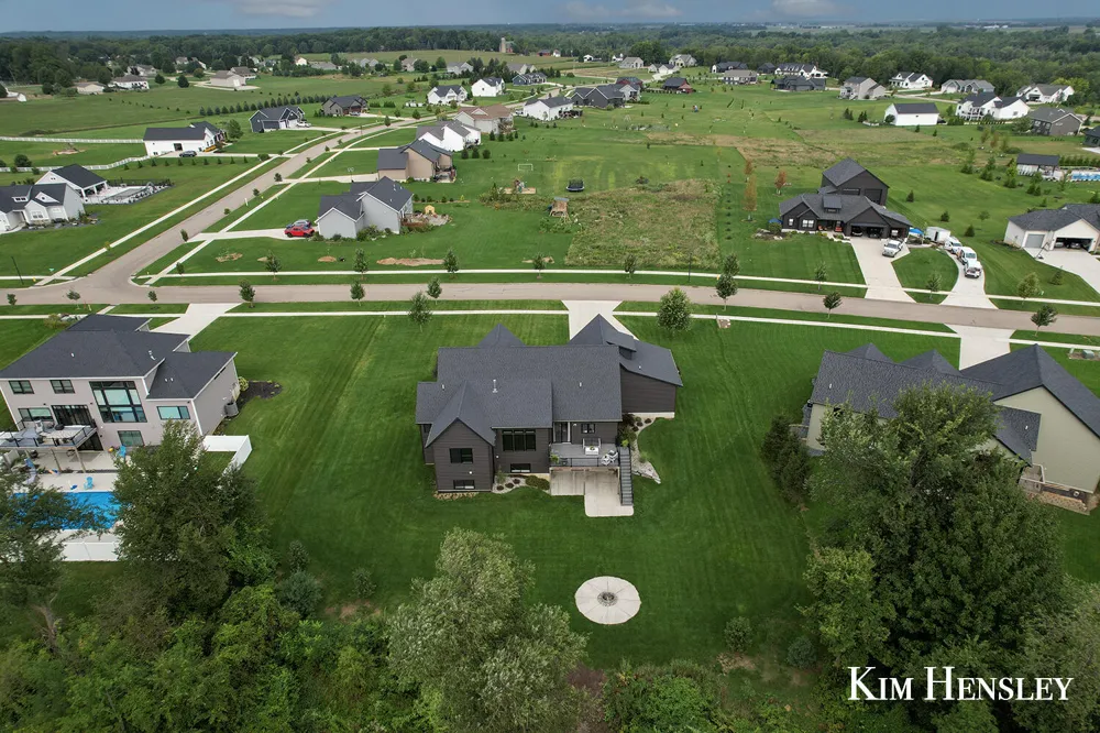 12618 Ridgedale Drive Allendale, MI 49401