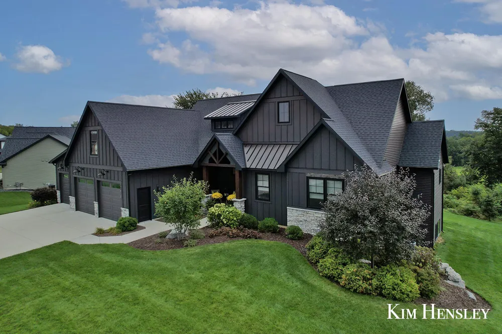 12618 Ridgedale Drive Allendale, MI 49401
