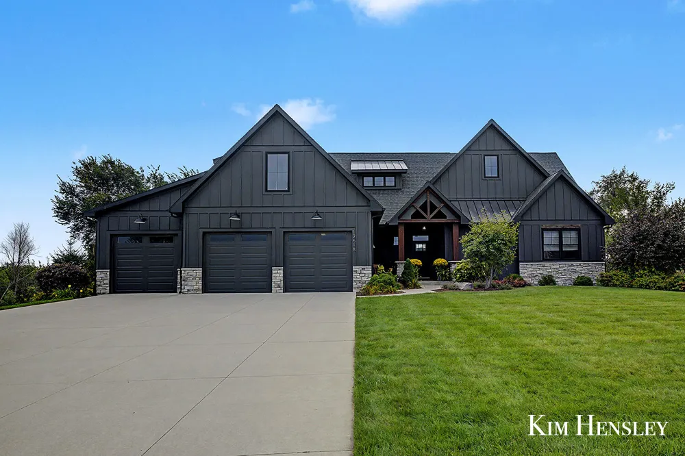 12618 Ridgedale Drive Allendale, MI 49401