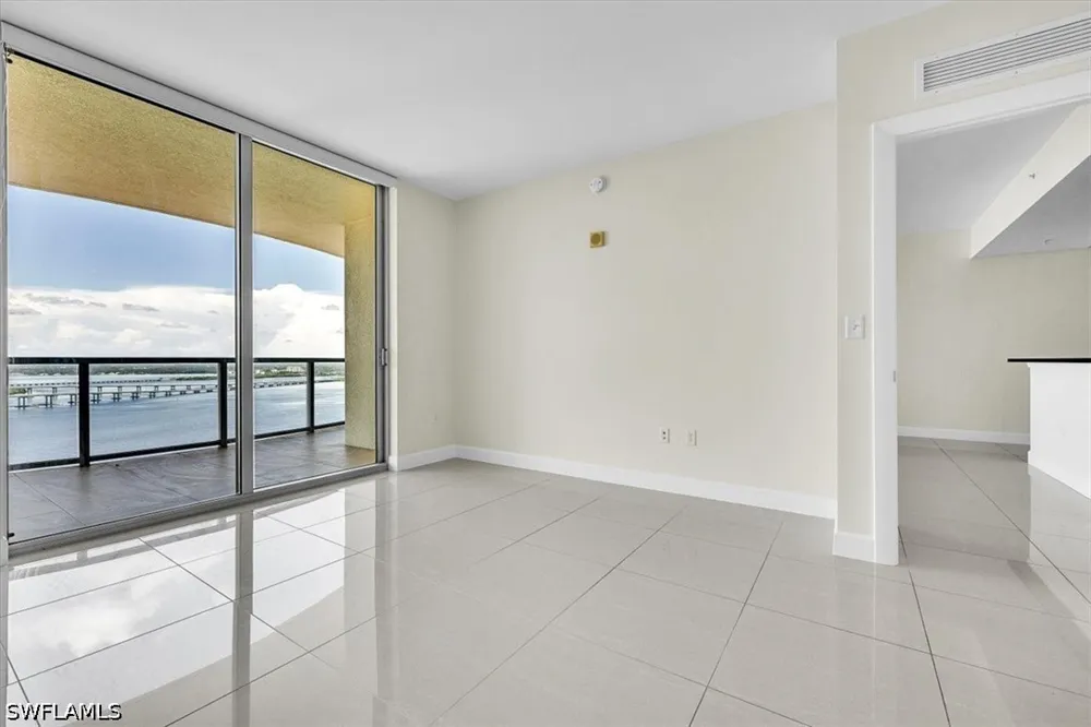 Oasis Grand Boulevard #2802 Fort Myers, FL 33916