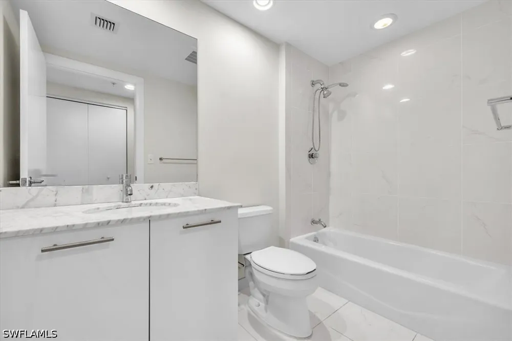 Oasis Grand Boulevard #2802 Fort Myers, FL 33916