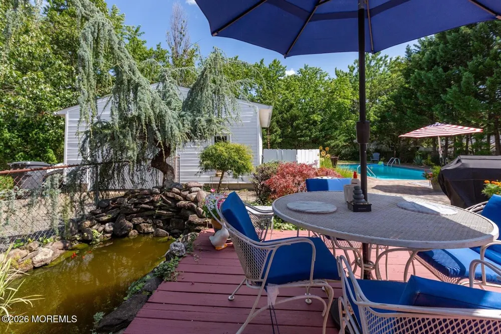 23 Lark Lane Brick, NJ 08724