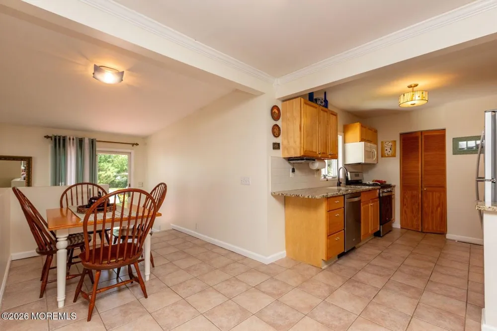 23 Lark Lane Brick, NJ 08724