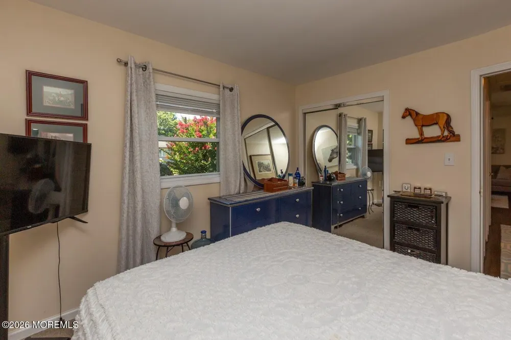 23 Lark Lane Brick, NJ 08724