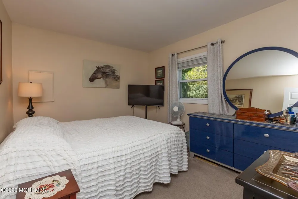 23 Lark Lane Brick, NJ 08724
