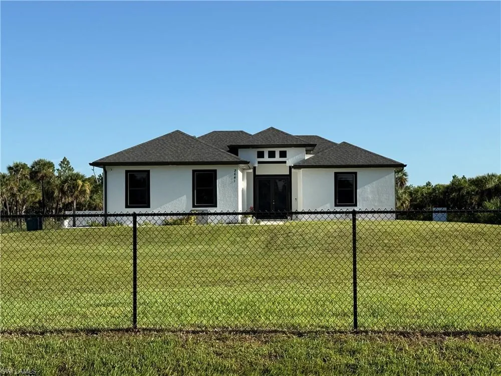 2641 36th Avenue SE Naples, FL 34117
