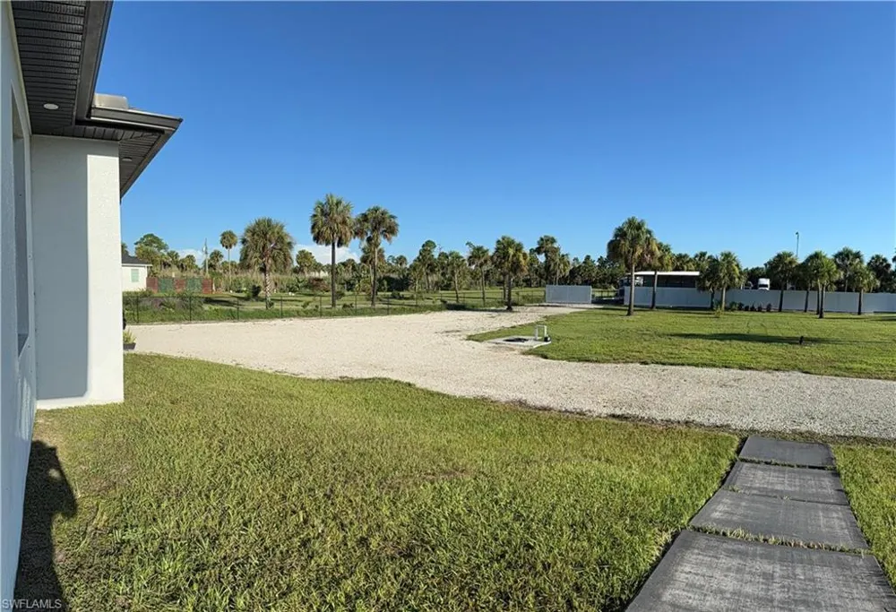 2641 36th Avenue SE Naples, FL 34117