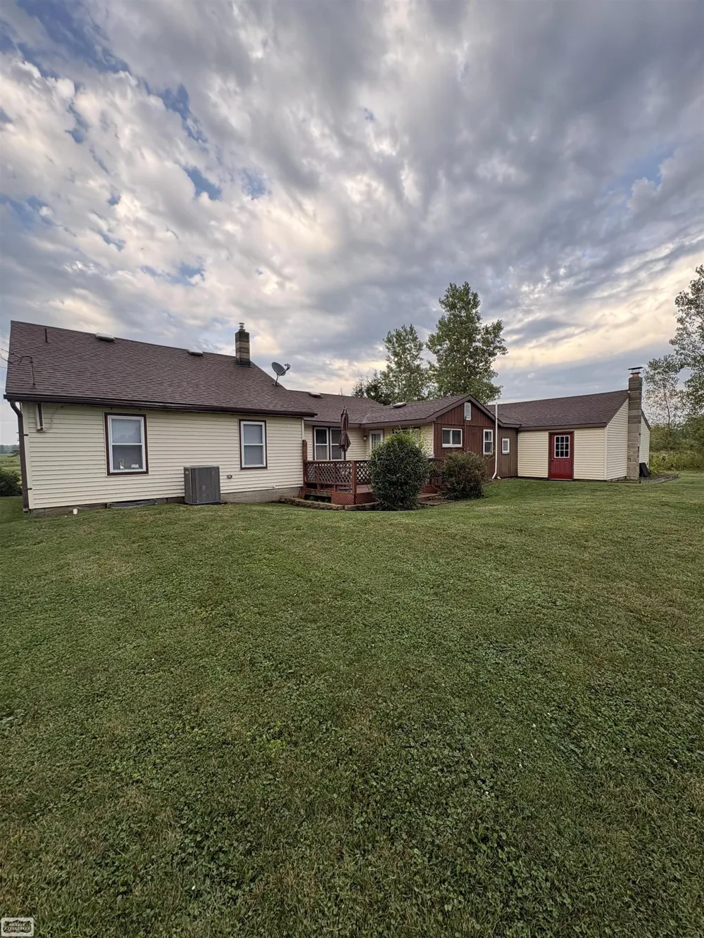 12865 Hough Road Riley Township, MI 48041