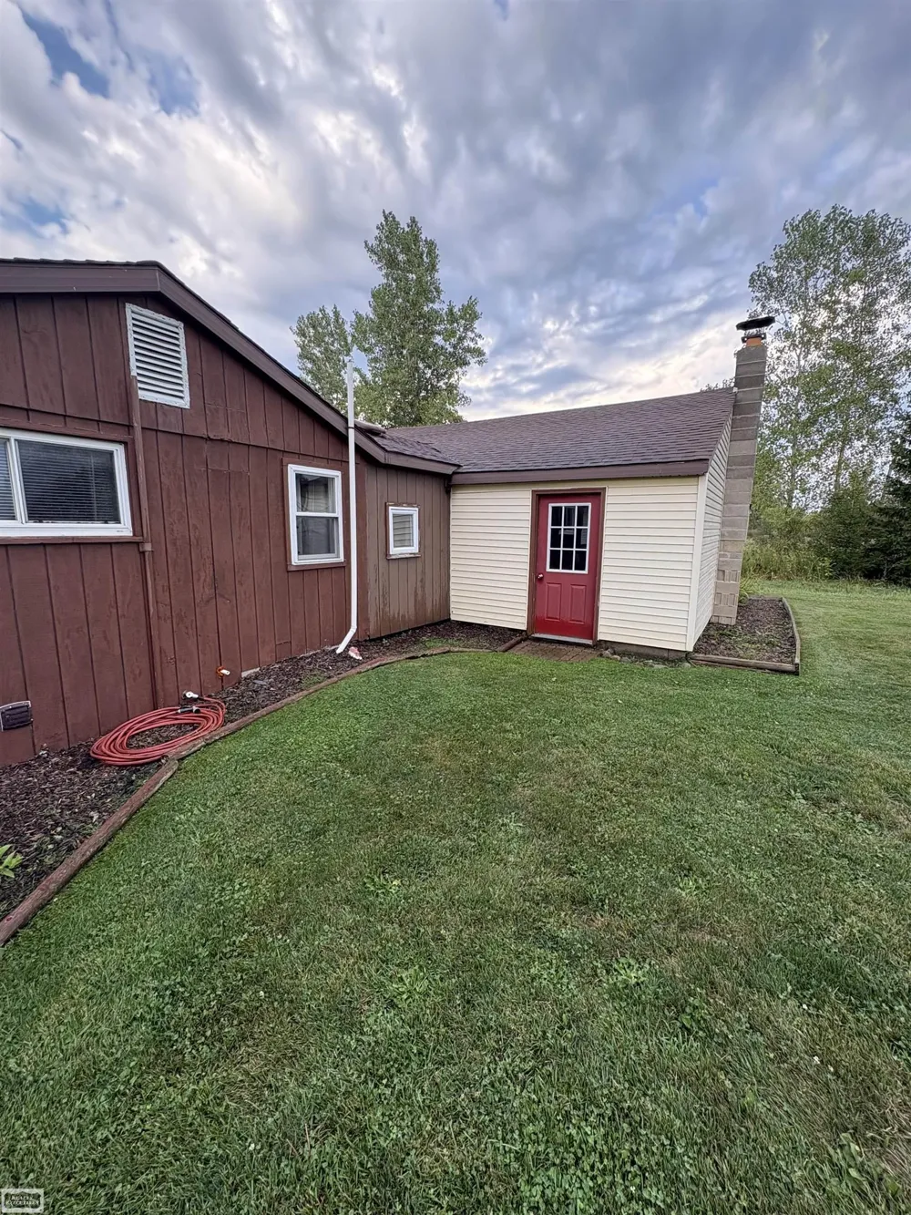 12865 Hough Road Riley Township, MI 48041