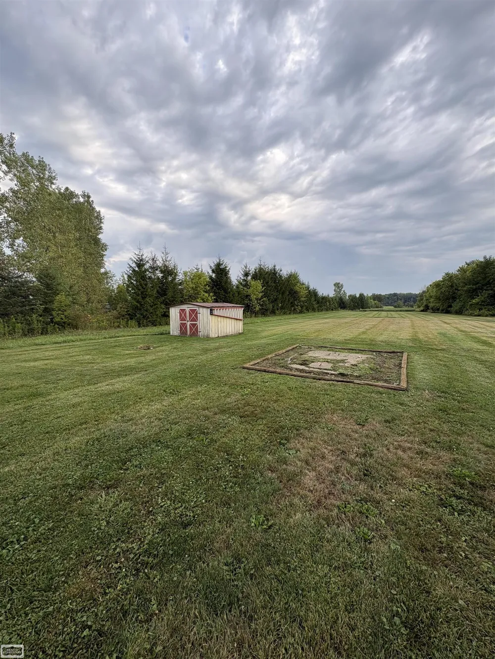 12865 Hough Road Riley Township, MI 48041