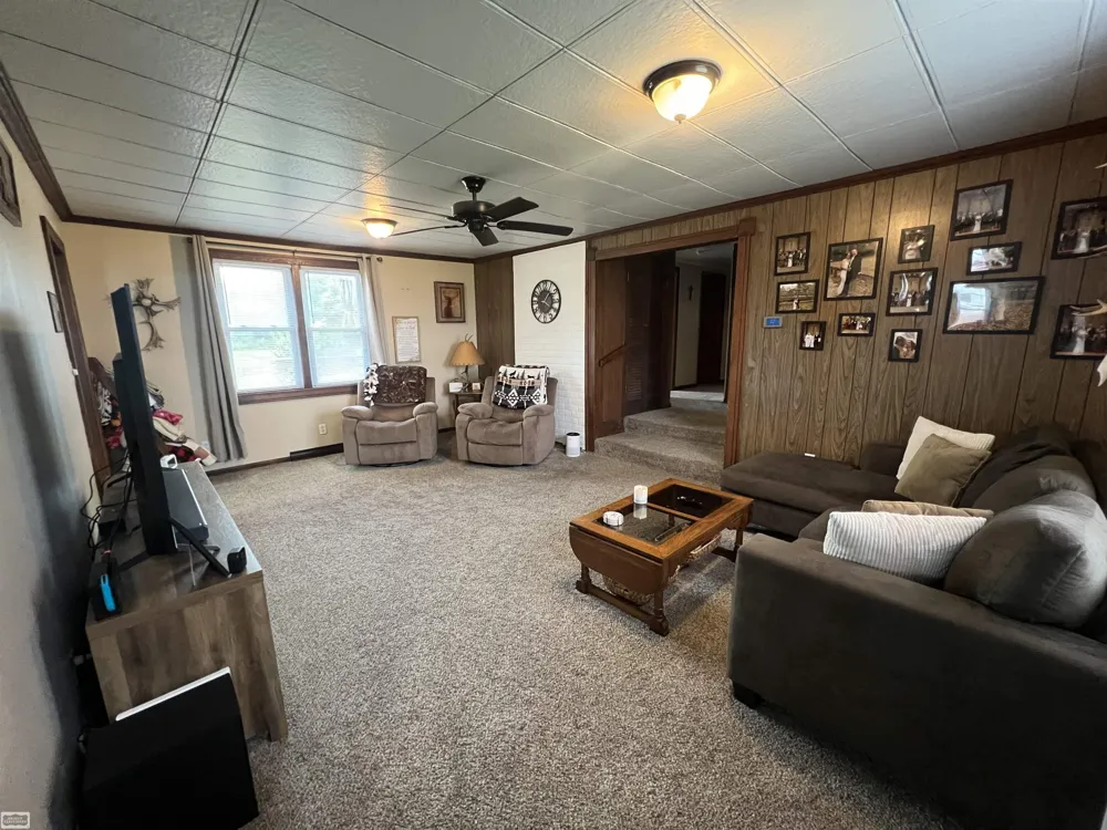 12865 Hough Road Riley Township, MI 48041