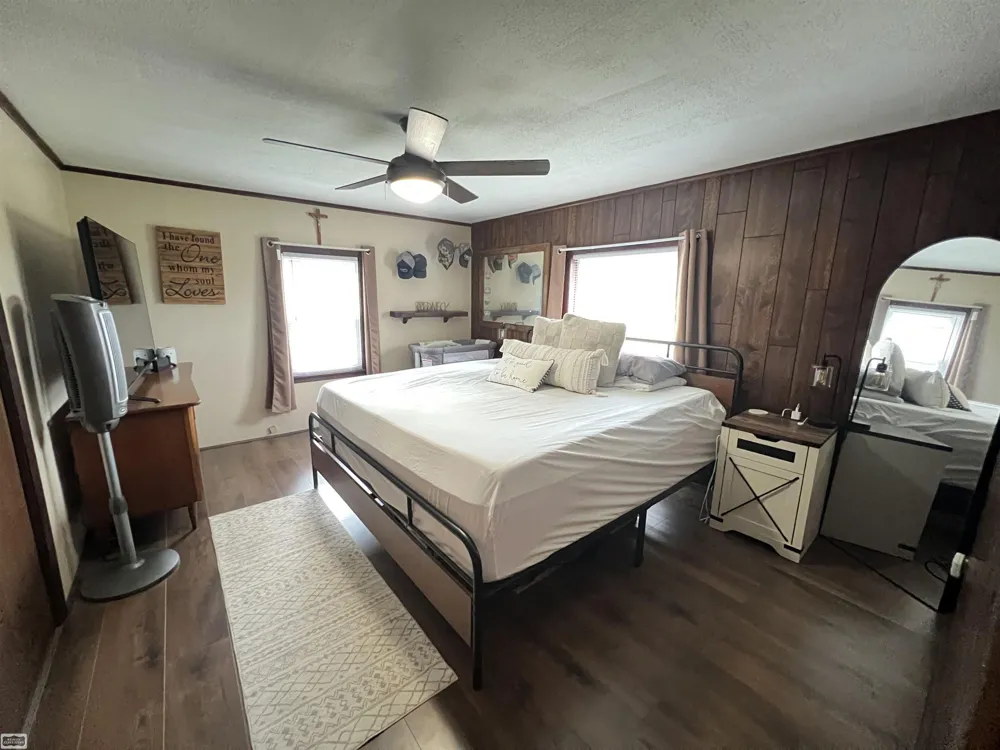 12865 Hough Road Riley Township, MI 48041