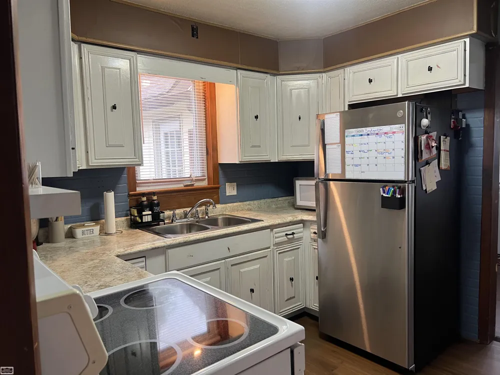 12865 Hough Road Riley Township, MI 48041