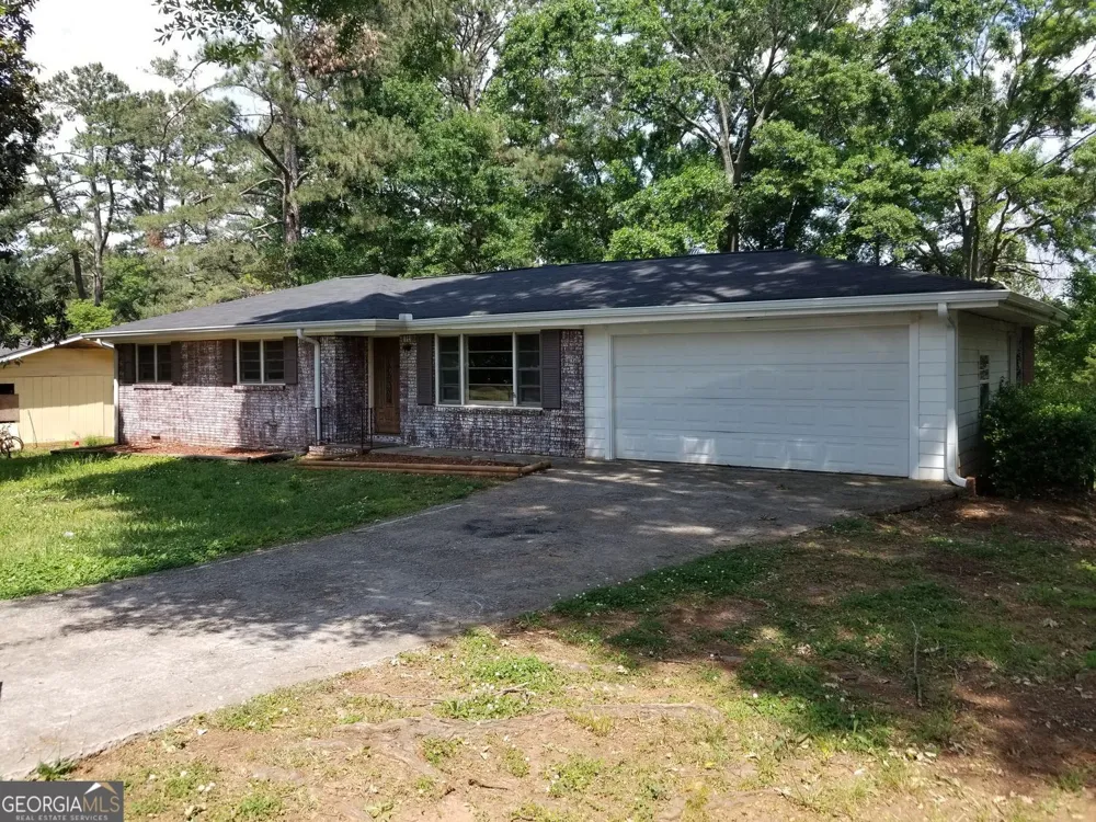 5193 Alder LN SW Powder Springs, GA 30127