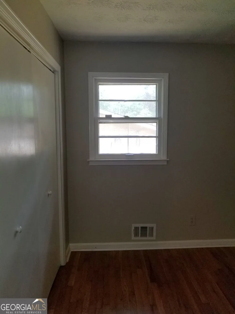 5193 Alder LN SW Powder Springs, GA 30127