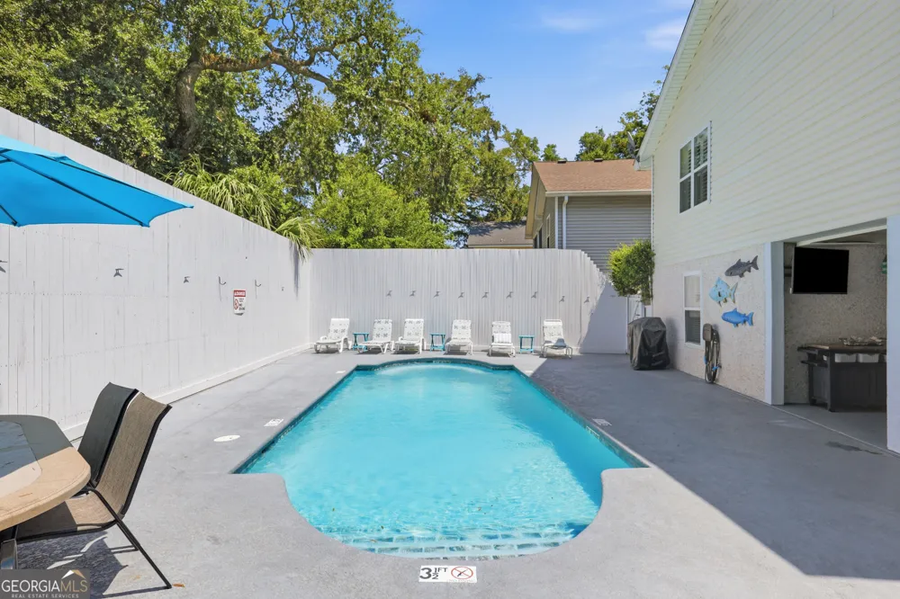 1007 Mallery ST St. Simons, GA 31522