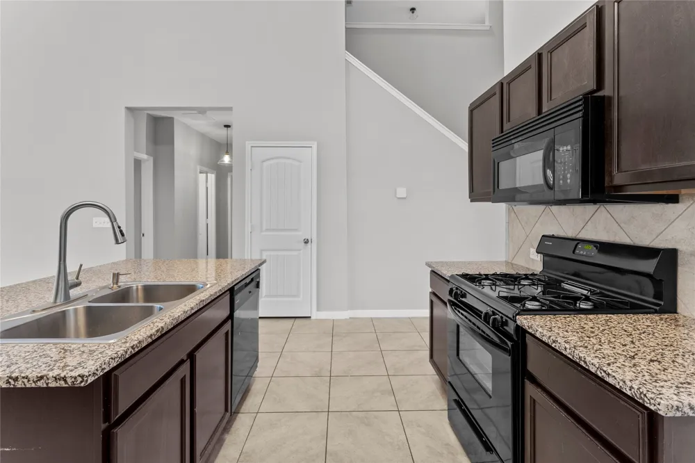 314 Dusky Thrush Drive Kyle, TX 78640