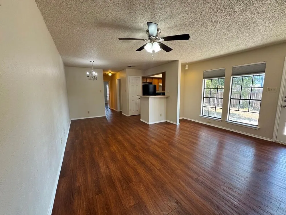 8700 Clearbrook Trail #A Austin, TX 78729