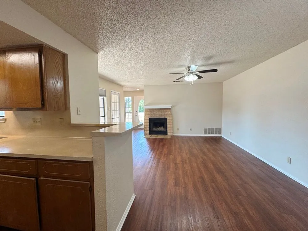 8700 Clearbrook Trail #A Austin, TX 78729