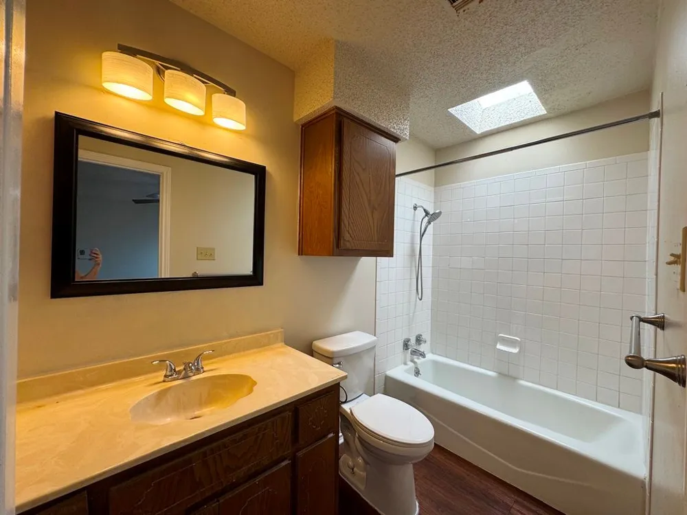 8700 Clearbrook Trail #A Austin, TX 78729