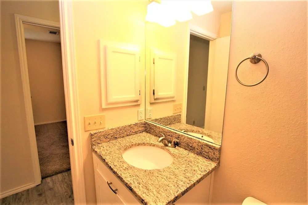 605 Elder Way Round Rock, TX 78664