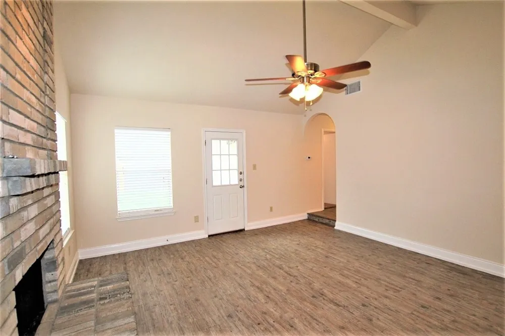 605 Elder Way Round Rock, TX 78664
