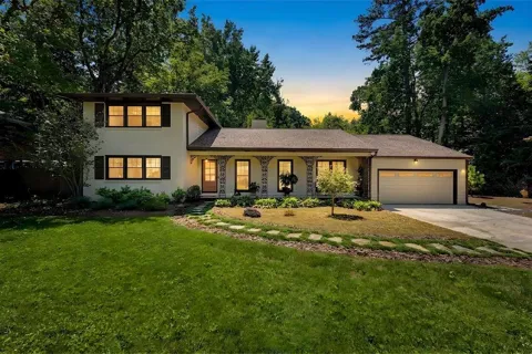 747 Starlight Court