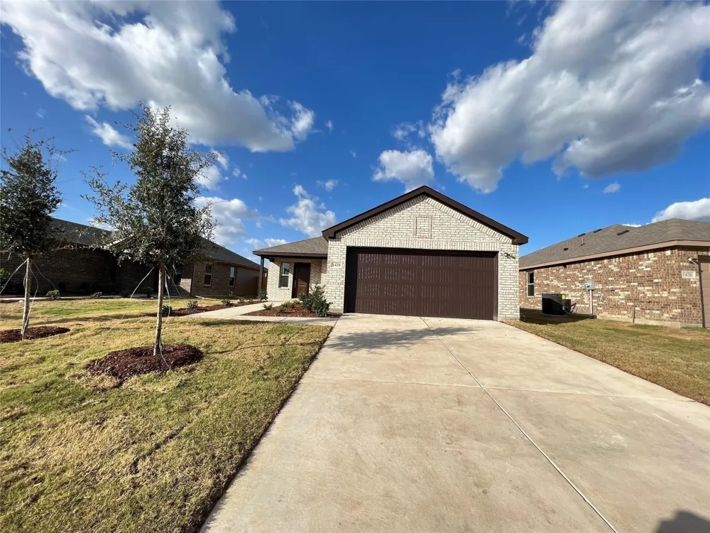 1428 Warringwood Drive Greenville, TX 75402