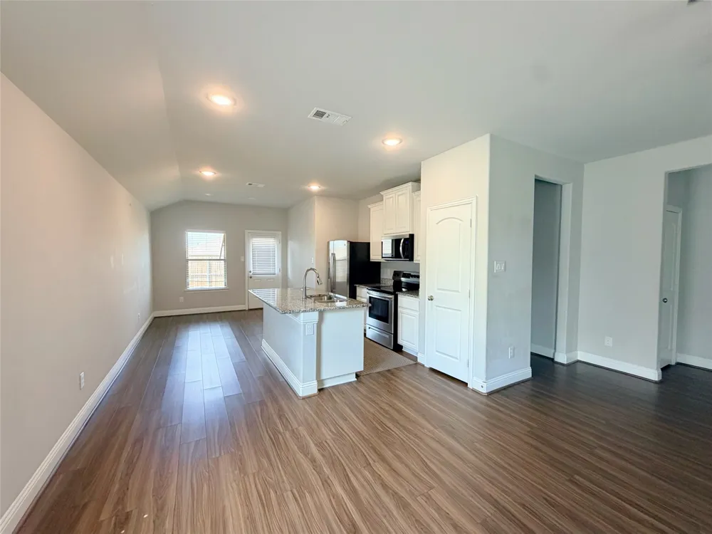 1428 Warringwood Drive Greenville, TX 75402