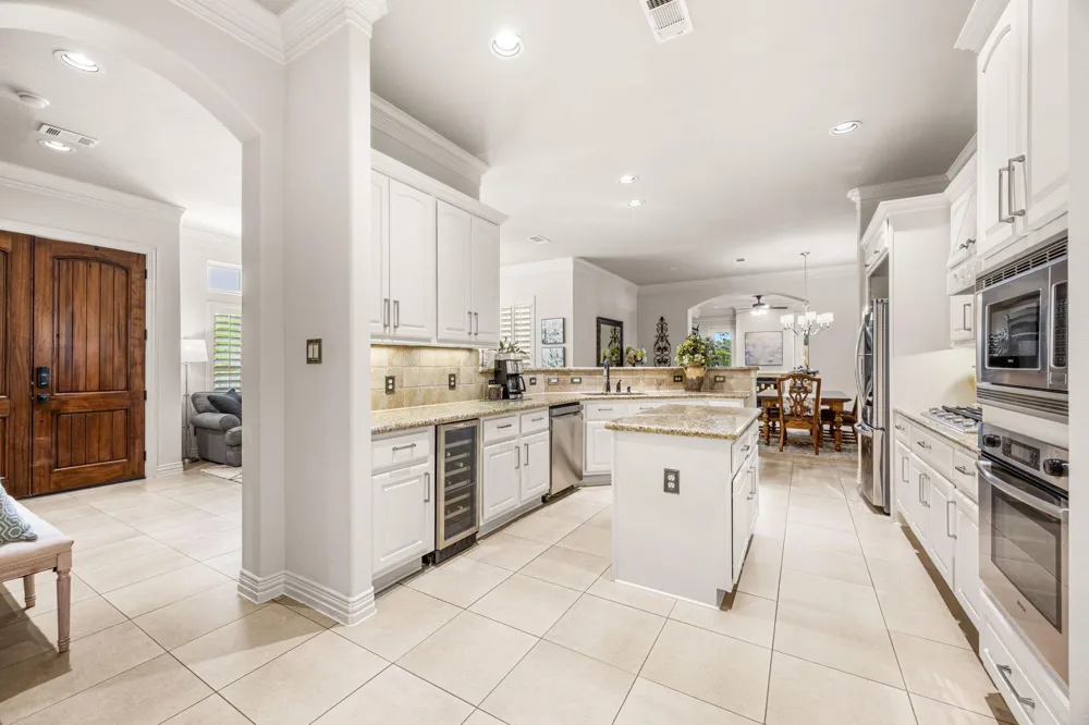 5 Schwab Lane Houston, TX 77055