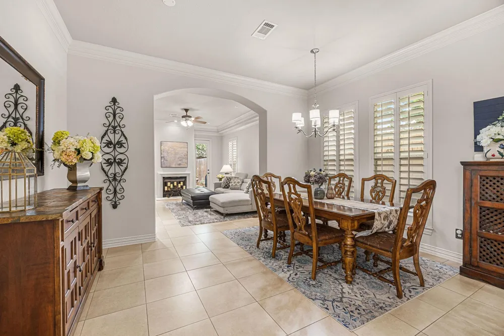 5 Schwab Lane Houston, TX 77055