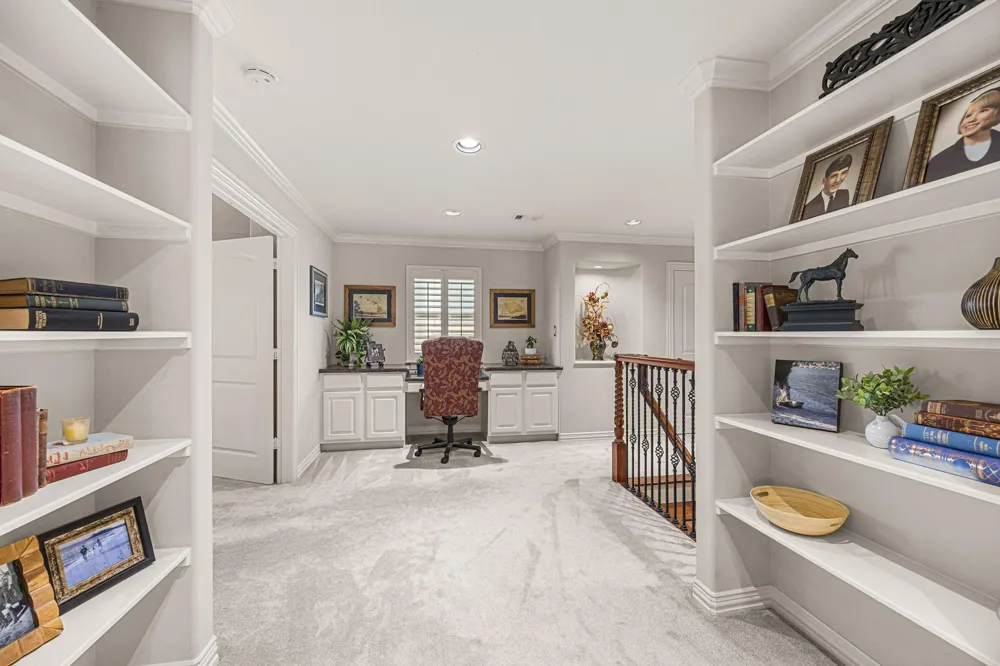5 Schwab Lane Houston, TX 77055