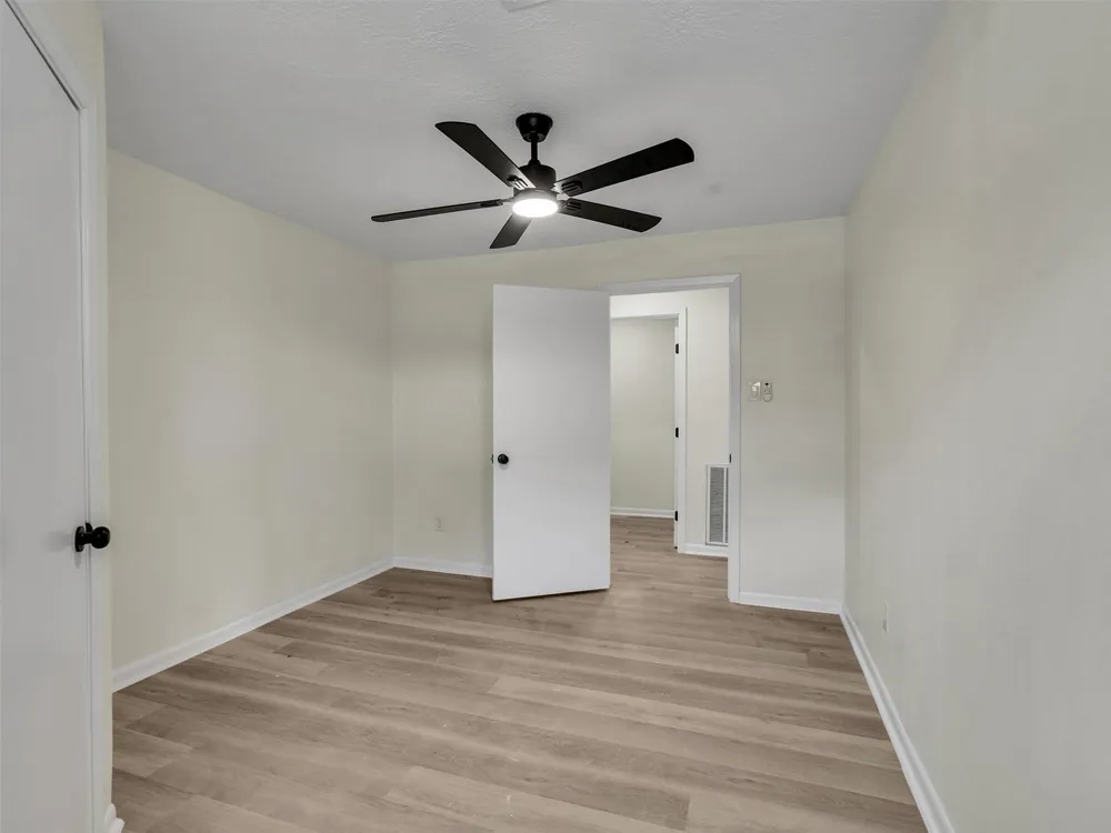 215 Sparkling Water Drive Huffman, TX 77336