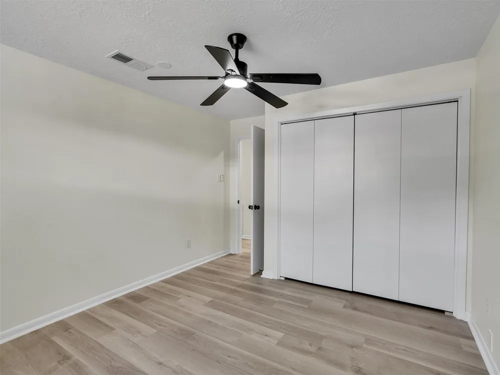 215 Sparkling Water Drive Huffman, TX 77336