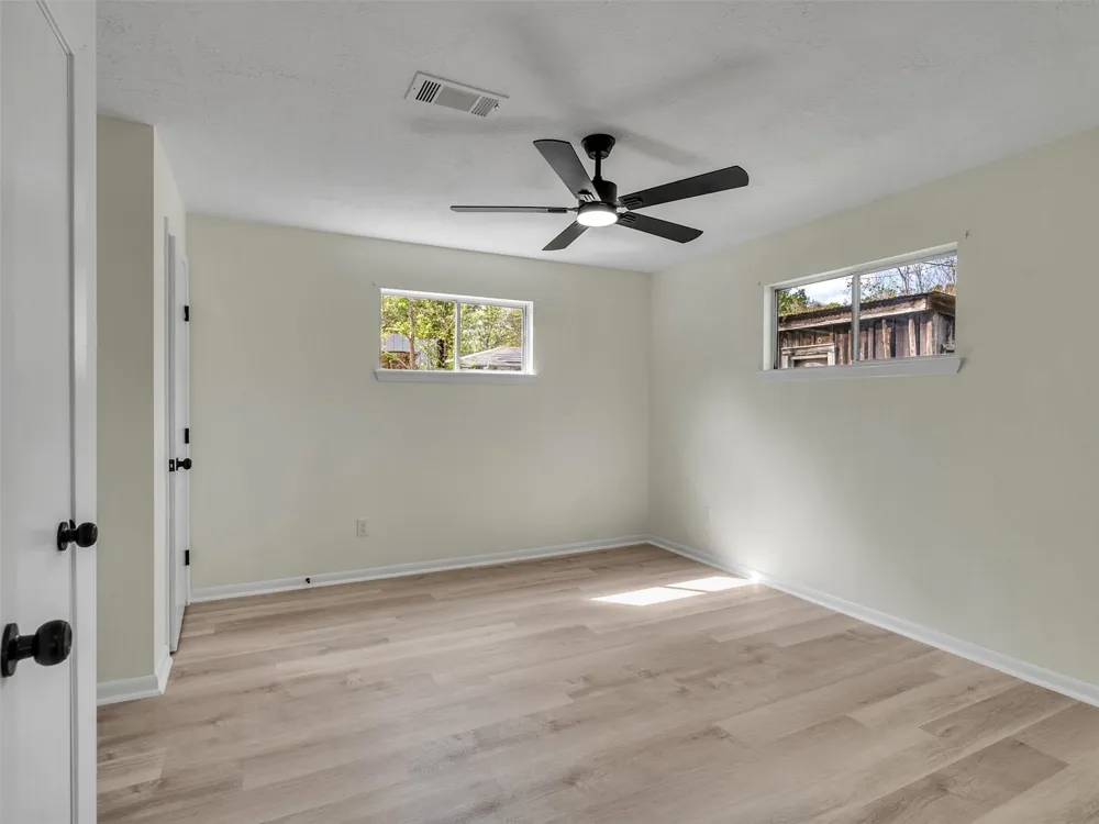 215 Sparkling Water Drive Huffman, TX 77336