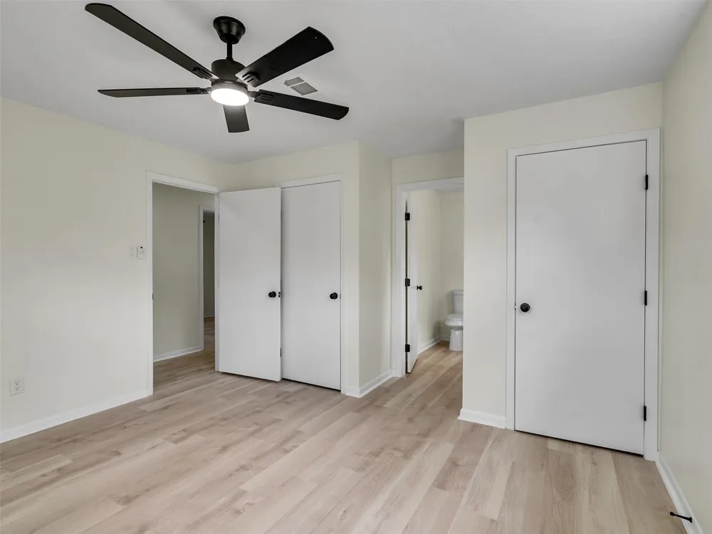215 Sparkling Water Drive Huffman, TX 77336