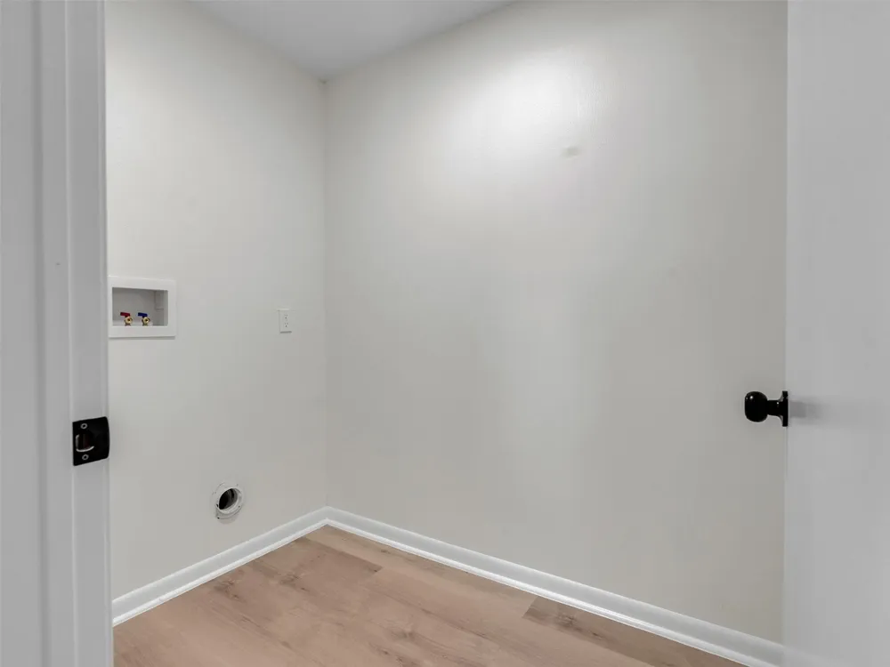 215 Sparkling Water Drive Huffman, TX 77336